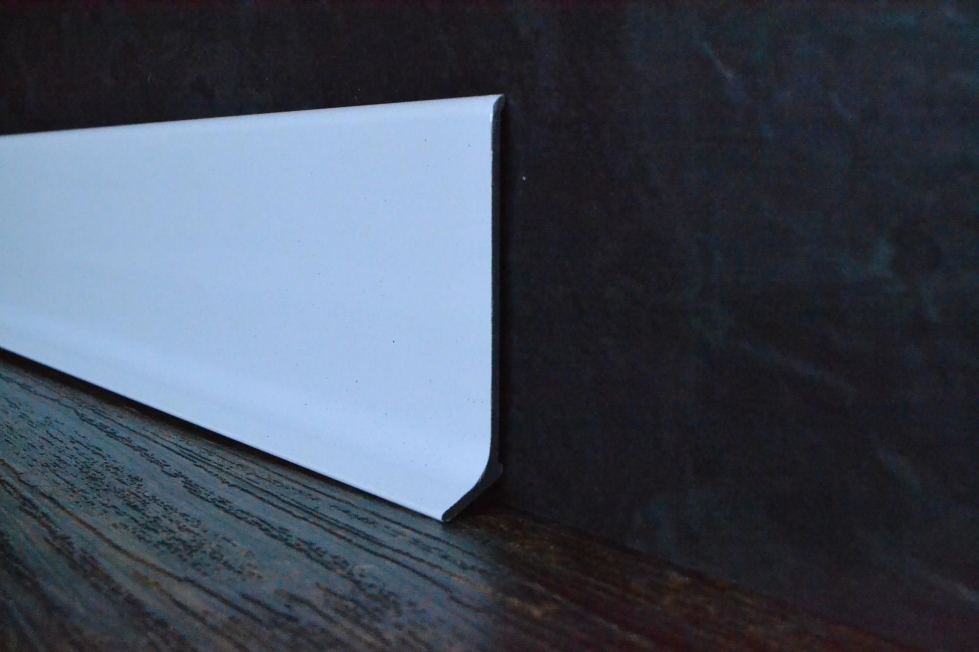 Плинтус алюминиевый L-образный белый (2500*11*60 мм) — купить в Уссурийске